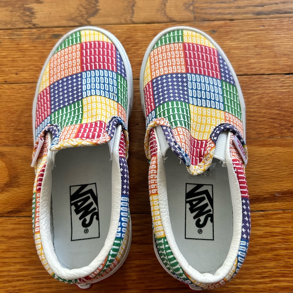 Vans Kids Unisex Classic Slip Ons Size 11.0